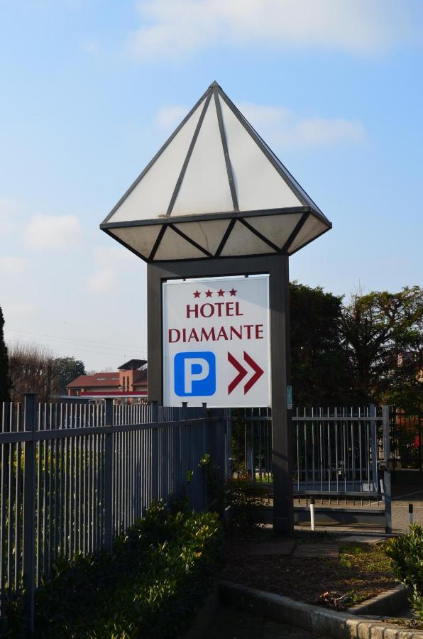 Corbetta Hotel Diamante מראה חיצוני תמונה