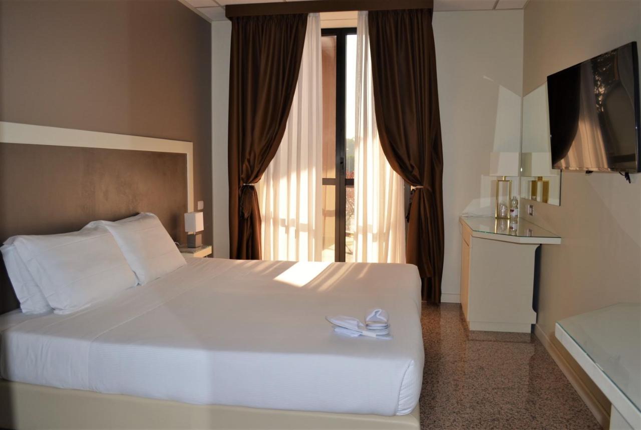 Corbetta Hotel Diamante מראה חיצוני תמונה