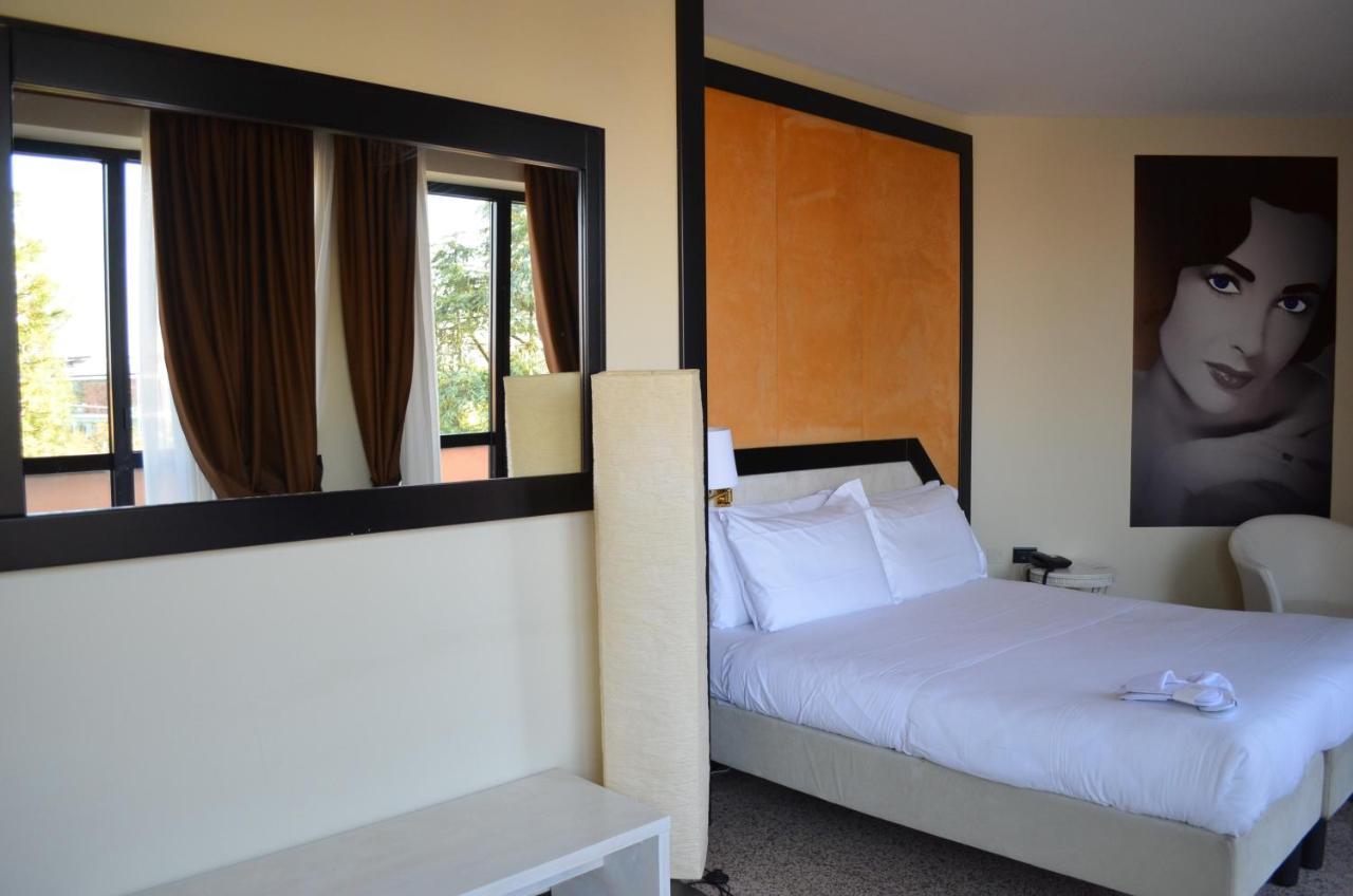 Corbetta Hotel Diamante מראה חיצוני תמונה