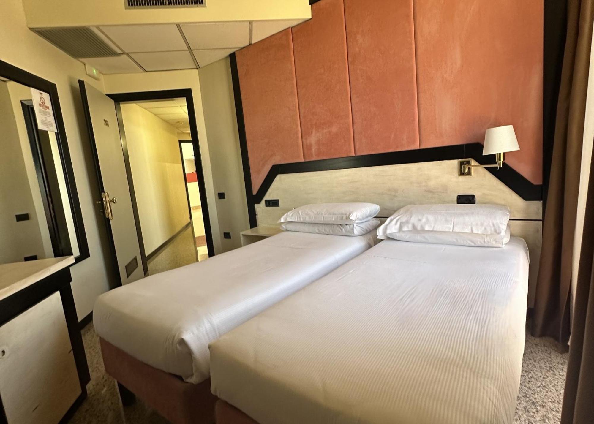 Corbetta Hotel Diamante מראה חיצוני תמונה