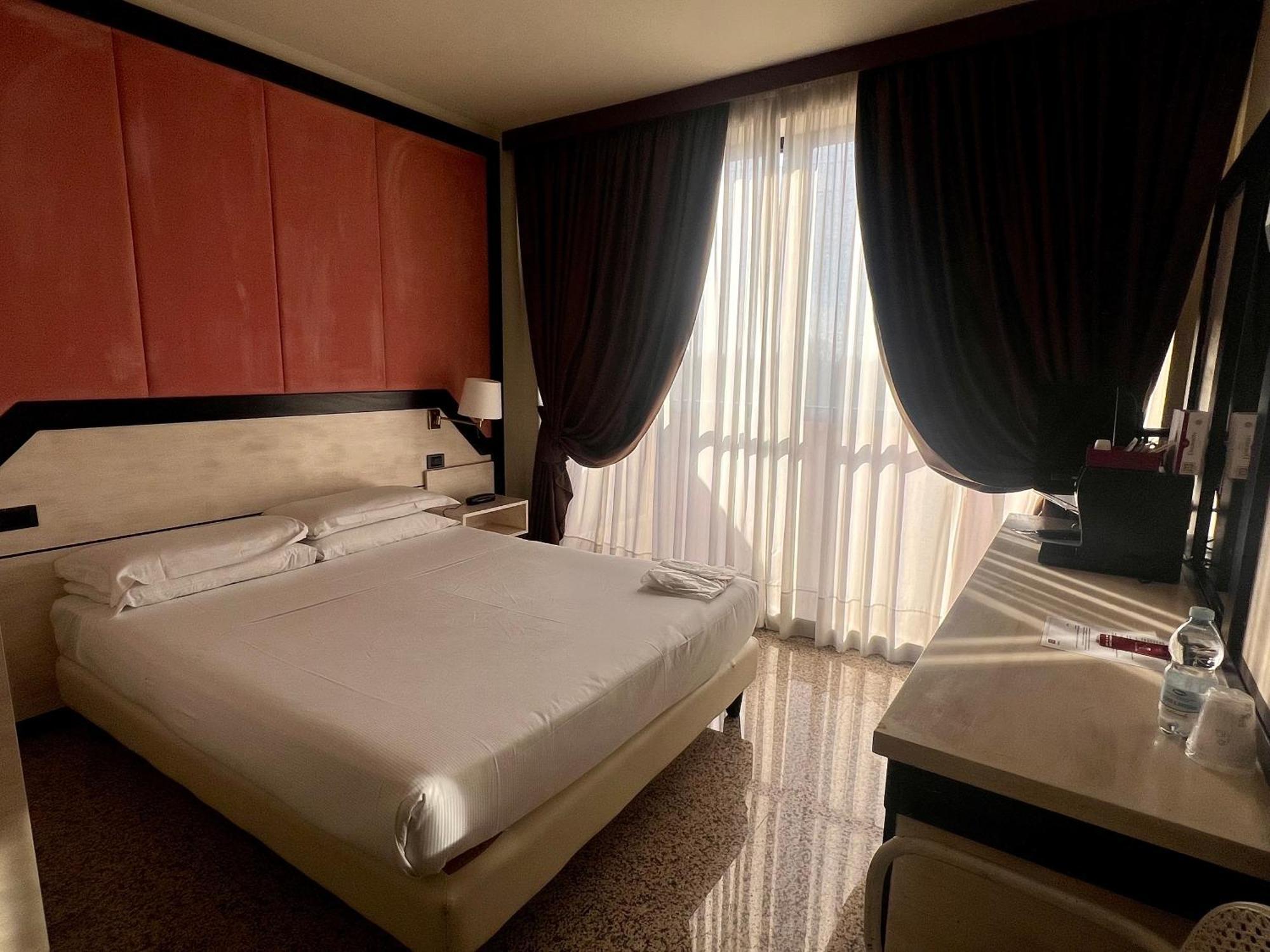 Corbetta Hotel Diamante מראה חיצוני תמונה