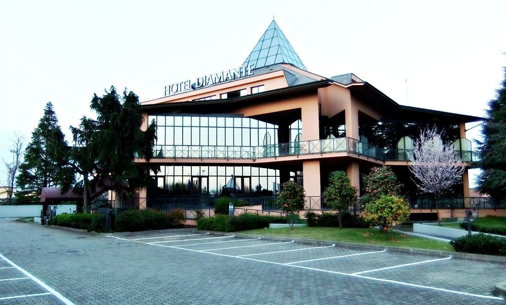 Corbetta Hotel Diamante מראה חיצוני תמונה